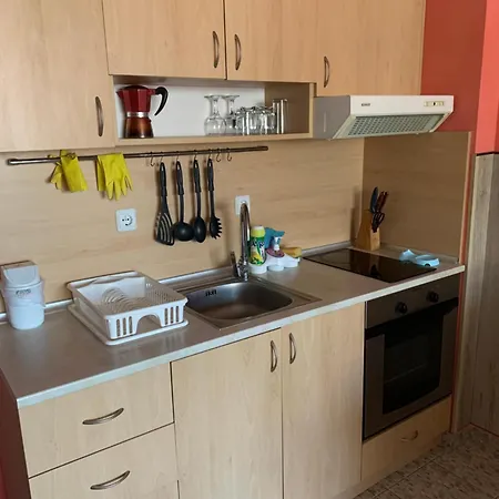 уютные с бассейном у моря в г. Apartment